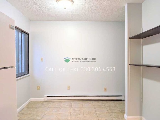 311 Engadine Ct in Sugarcreek, OH - Building Photo - Building Photo