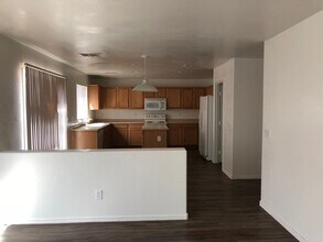 45579 W Dutchman Dr in Maricopa, AZ - Building Photo - Building Photo