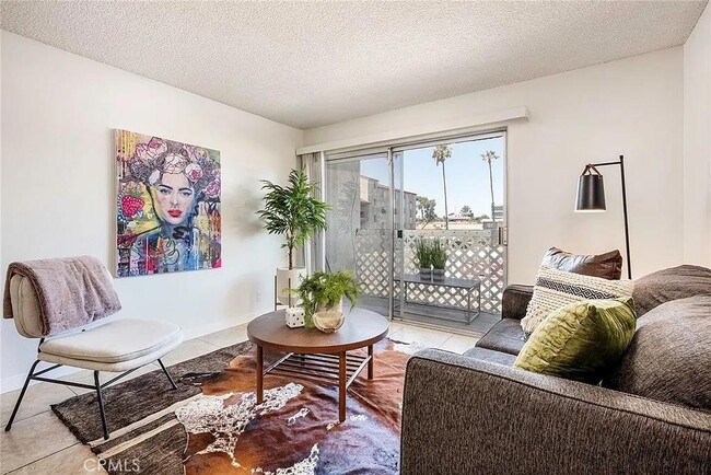 property at 3565 Linden Ave