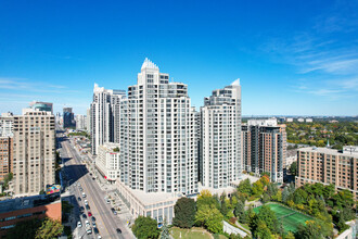 Triomphe in Toronto, ON - Building Photo - Building Photo