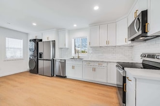4643 Pepperwood Ave in Long Beach, CA - Building Photo - Building Photo