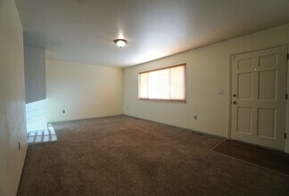 4750 S Splendid Cir in Colorado Springs, CO - Building Photo - Building Photo