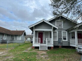 1107 Avenue A in Beaumont, TX - Building Photo