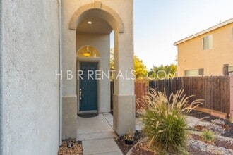 949 Sagewood Ct in Tracy, CA - Foto de edificio - Building Photo