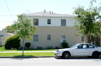 410 Western Ave in Glendale, CA - Building Photo - Building Photo