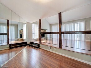 51 Taurus Dr in Hillsborough, NJ - Building Photo - Building Photo