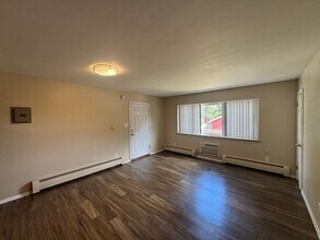 1320 Ammons St in Lakewood, CO - Building Photo - Building Photo