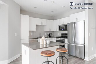 5535 Westlawn Ave in Los Angeles, CA - Building Photo - Building Photo