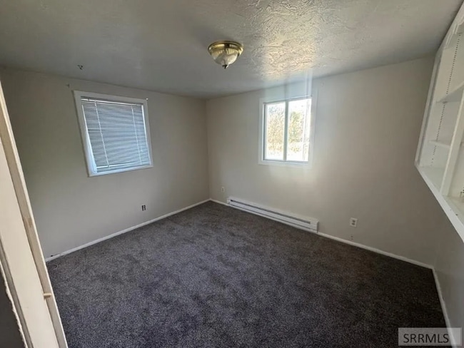 7 S 4th W in Rexburg, ID - Building Photo - Building Photo