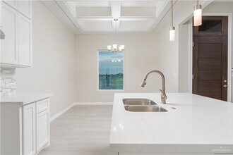 16 Sherman St in Edinburg, TX - Building Photo - Building Photo