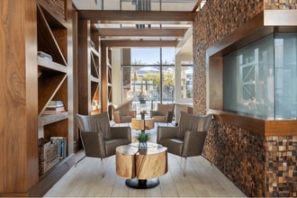 Spur in Henderson, NV - Foto de edificio - Building Photo