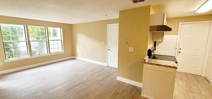 2 Squire Ct in Natick, MA - Building Photo - Building Photo