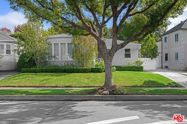 property at 2036 Hillsboro Ave