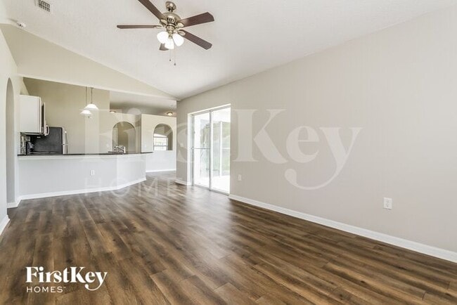 817 Grantham Dr in Kissimmee, FL - Building Photo - Building Photo