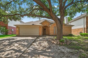2143 Mossy Trail Dr in Katy, TX - Building Photo
