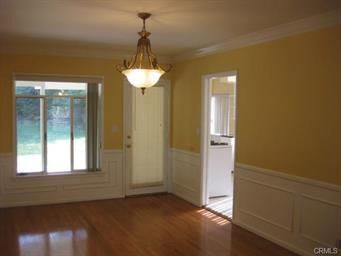 28 S Golden W Ave in Arcadia, CA - Foto de edificio - Building Photo