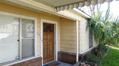 2206 Silverbonnet St in Houston, TX - Building Photo - Building Photo