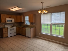 11826 Cheviott Hill Ln in Charlotte, NC - Building Photo - Building Photo