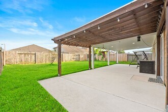 3117 Cambridge Meadows Ln in Dickinson, TX - Building Photo - Building Photo