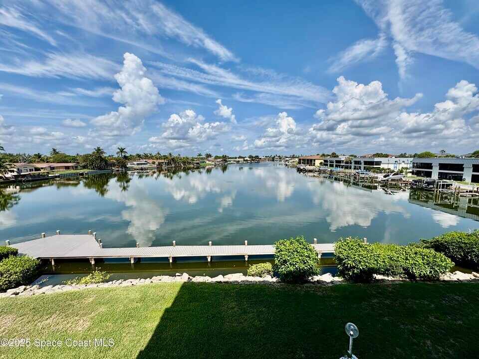1750 Commodore Blvd in Cocoa Beach, FL - Building Photo