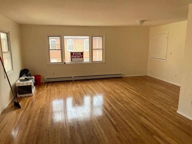 119 Jackson Ave, Unit 2, Unit 2