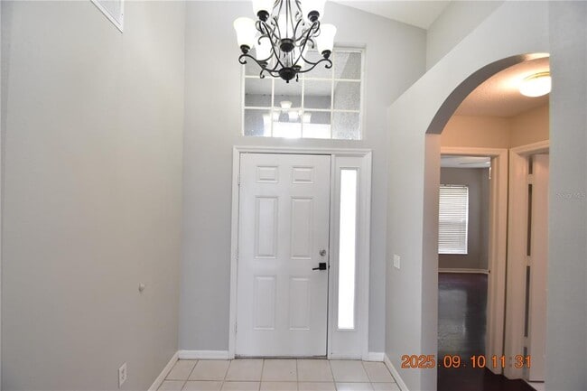 12913 Lake Vista Dr in Gibsonton, FL - Building Photo - Building Photo