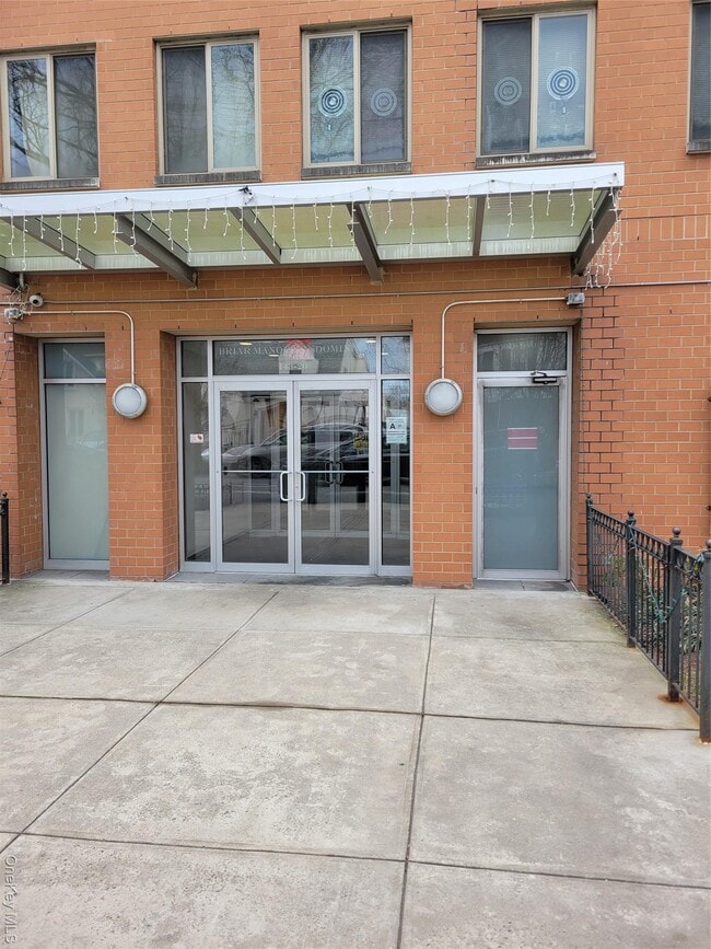 143-20 Hoover Ave in Queens, NY - Building Photo - Building Photo