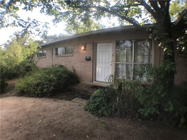 2310 Rebel Rd in Austin, TX - Building Photo - Building Photo