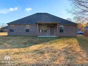 113 Earnhardt Cir in Cabot, AR - Foto de edificio - Building Photo