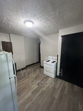 3123 E Michigan St in Indianapolis, IN - Foto de edificio - Building Photo