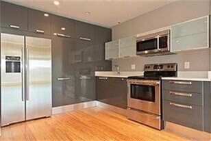 694 Massachusetts Ave, Unit 306 in Boston, MA - Building Photo