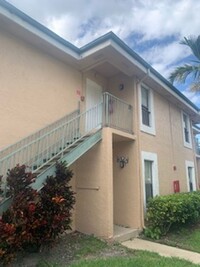 8771 NW 39th St in Sunrise, FL - Building Photo - Building Photo