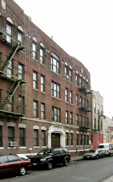 1212 Lincoln Pl in Brooklyn, NY - Foto de edificio