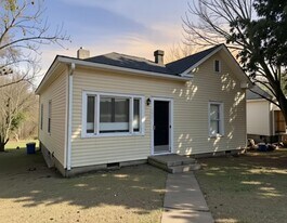 1609 Fowler Pl in High Point, NC - Building Photo