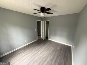 1050 Rackley Way in Kennesaw, GA - Building Photo - Building Photo
