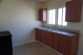 1418 S Gaffey St in San Pedro, CA - Building Photo - Building Photo