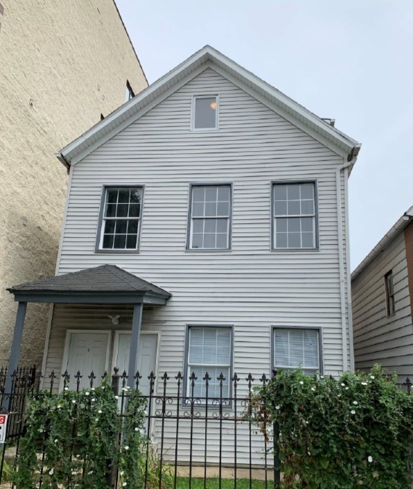 2751 W Francis Pl in Chicago, IL - Foto de edificio