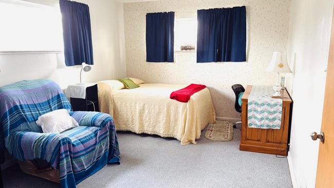 property at 2313 S Elm Dr
