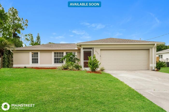 2772 Cranbrook Ave-Unit -3-BD in North Port, FL - Foto de edificio