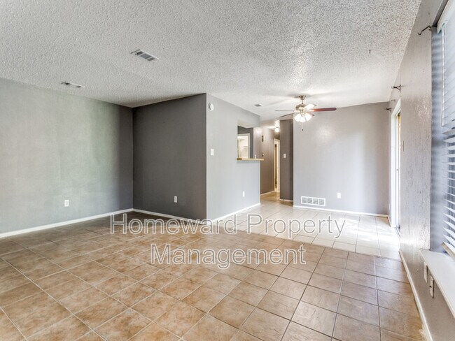 717 Prairie Creek Dr in Princeton, TX - Building Photo - Building Photo