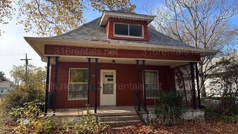 1325 S Waco Ave in Wichita, KS - Building Photo