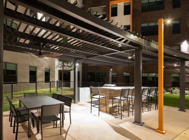 2402 Aldrich St, Unit A-.0110 in Austin, TX - Building Photo - Building Photo