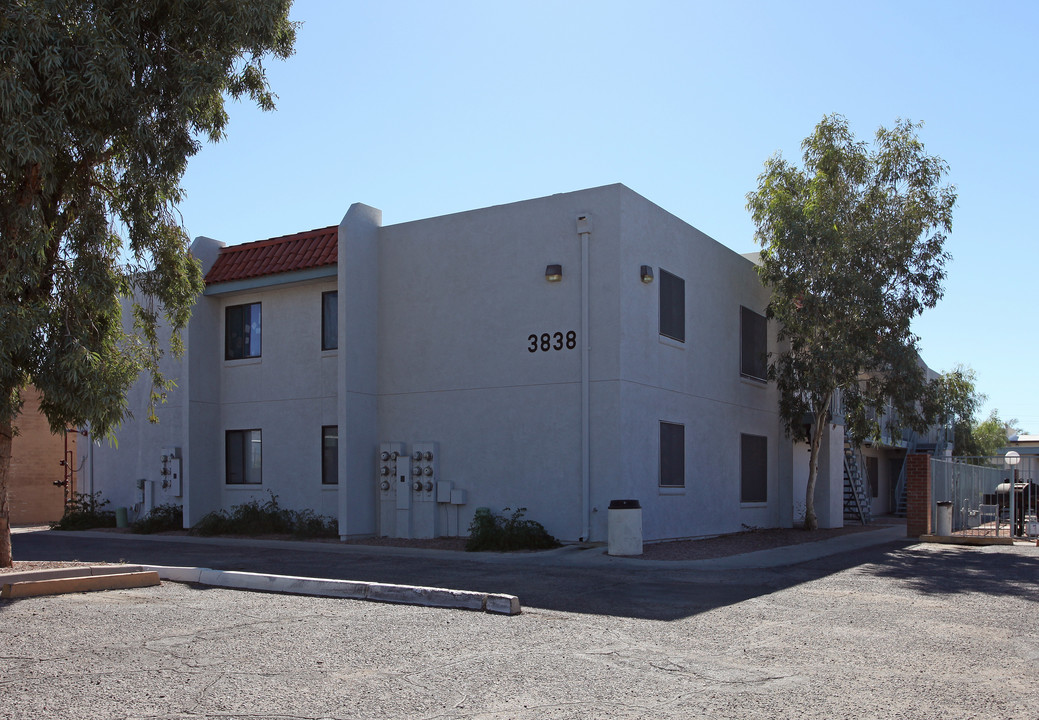 Libertade in Tucson, AZ - Foto de edificio