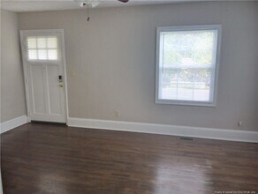 911 Anarine Rd in Fayetteville, NC - Building Photo - Building Photo
