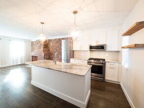 210 Third St in Cambridge, MA - Building Photo - Building Photo