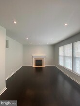 12502 Royal Crown Dr in Germantown, MD - Building Photo - Building Photo