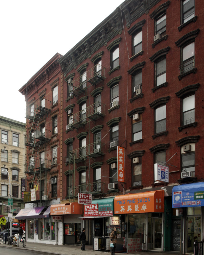 26 Eldridge St in New York, NY - Foto de edificio - Building Photo