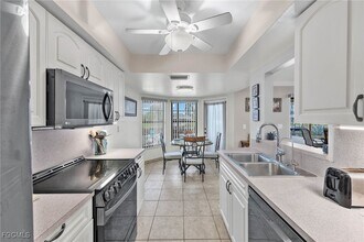 1327 SE 17th St in Cape Coral, FL - Building Photo - Building Photo