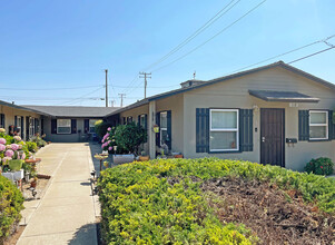 118-120 N B St in Lompoc, CA - Building Photo - Building Photo