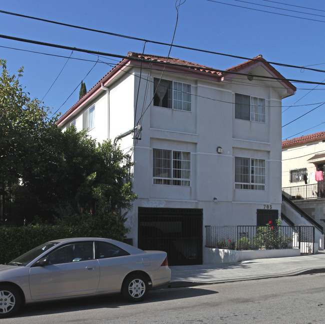 705 Grand Ave in Los Angeles, CA - Building Photo - Building Photo